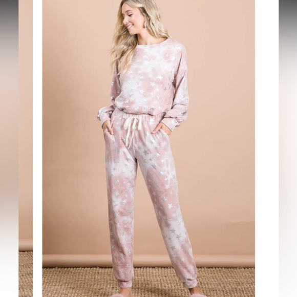 SALE! 127 LAST TWO! 💕Bibi Pink Star Print Lounge Set - Picture 1 of 6